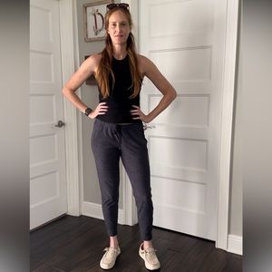 Heather Gray Old Navy Joggers Size Small